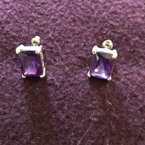 Lavender rhinestone pierced earrings